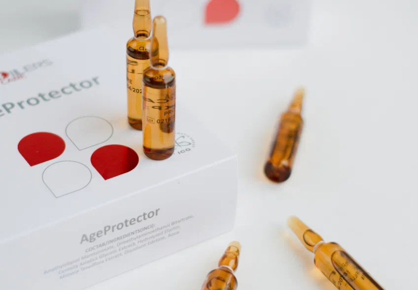 Сыворотка омолаживающая для лица AgeProtector (10 ампул по 5 мл.)